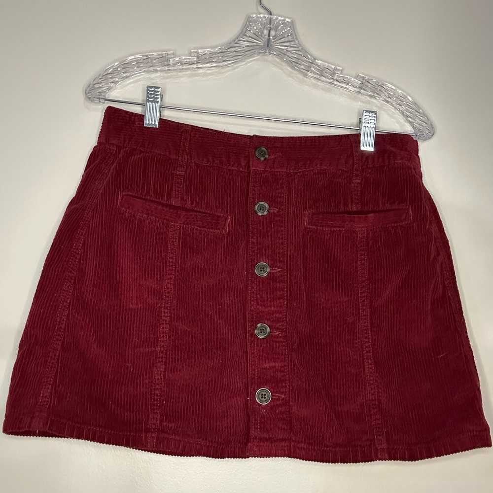American Eagle High Rise Corduroy Button Front Maroon Skirt